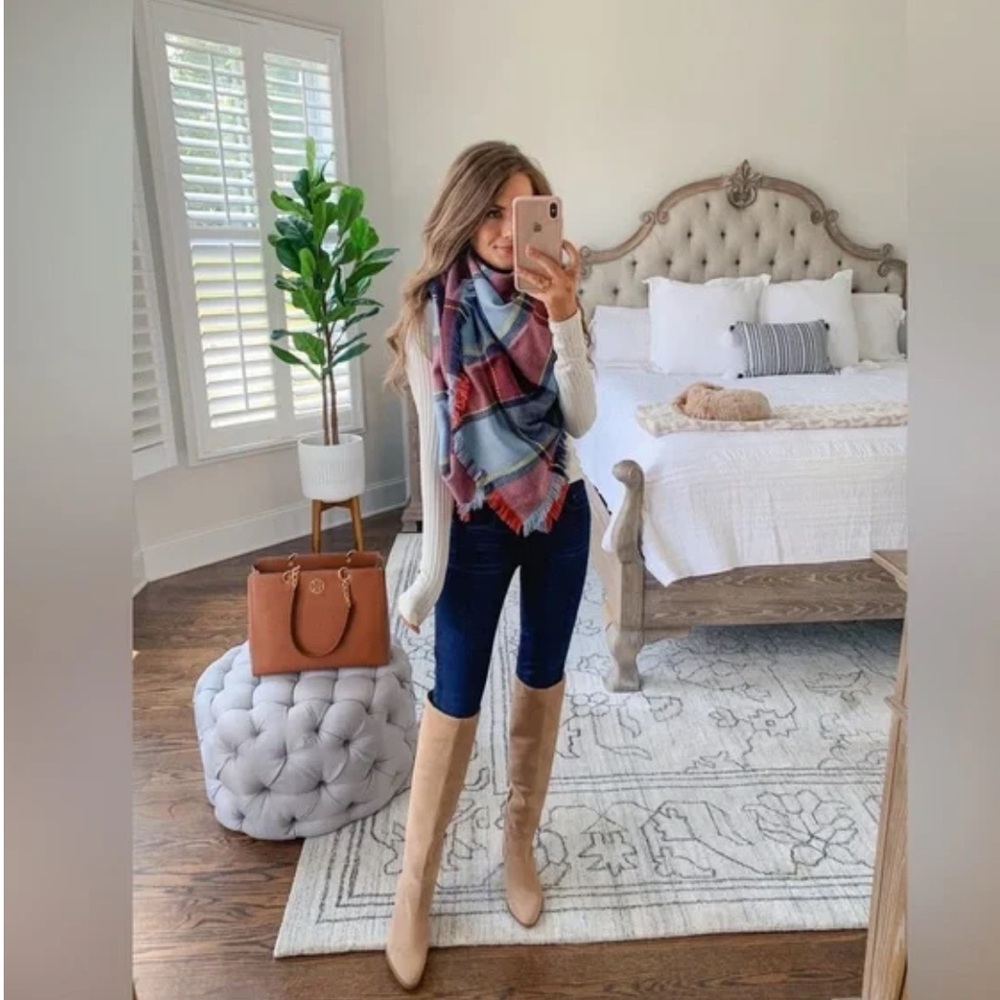 Chic Tan Boots